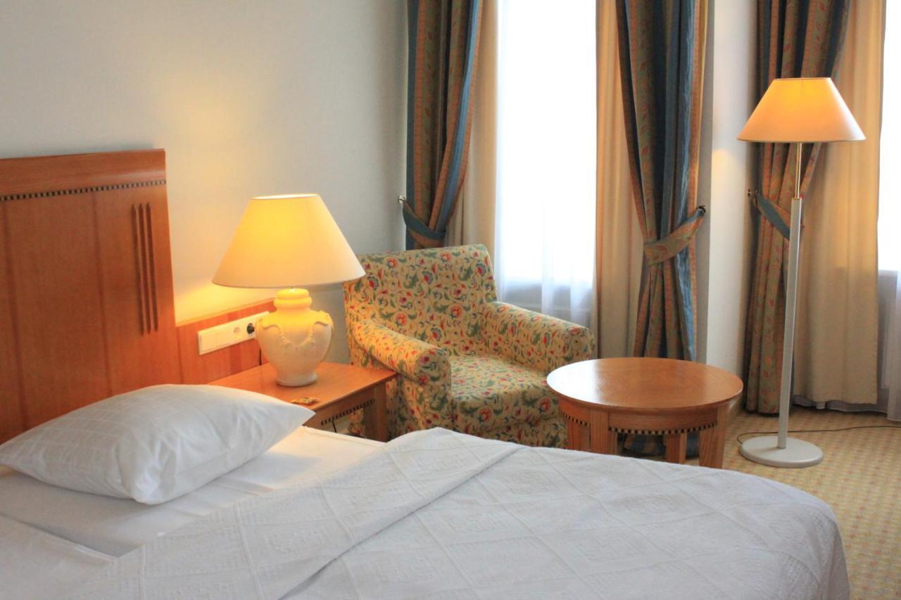 Standard Twin Room,61215832:JPEG